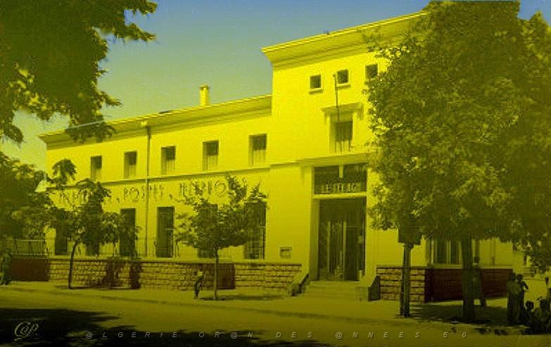 LE TELAGH LA POSTE 2.jpg